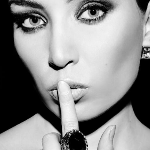 how to keep your swinging secret
