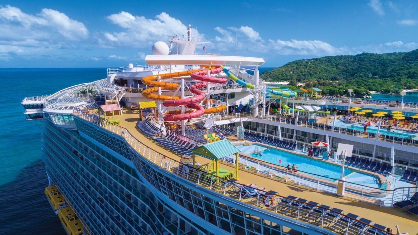 Image from https://www.blisscruise.com/uploads/cruiseGeneralImages/oasis-of-the-seas-main-pool-view.jpg